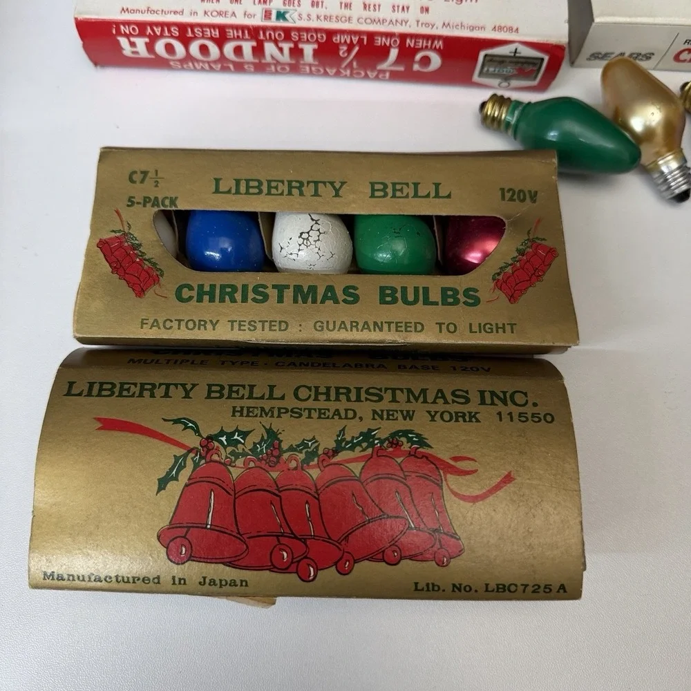 Vintage C9 & C7 Christmas Bulbs – 8 Greatland, 9 Christmas Lamps, Mixed Lot 120V